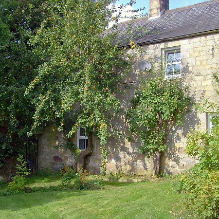 Byrness House Villa Exterior photo